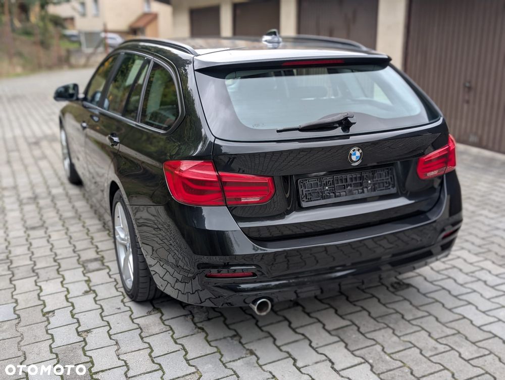 BMW Seria 3 318d Touring Luxury Line - 4