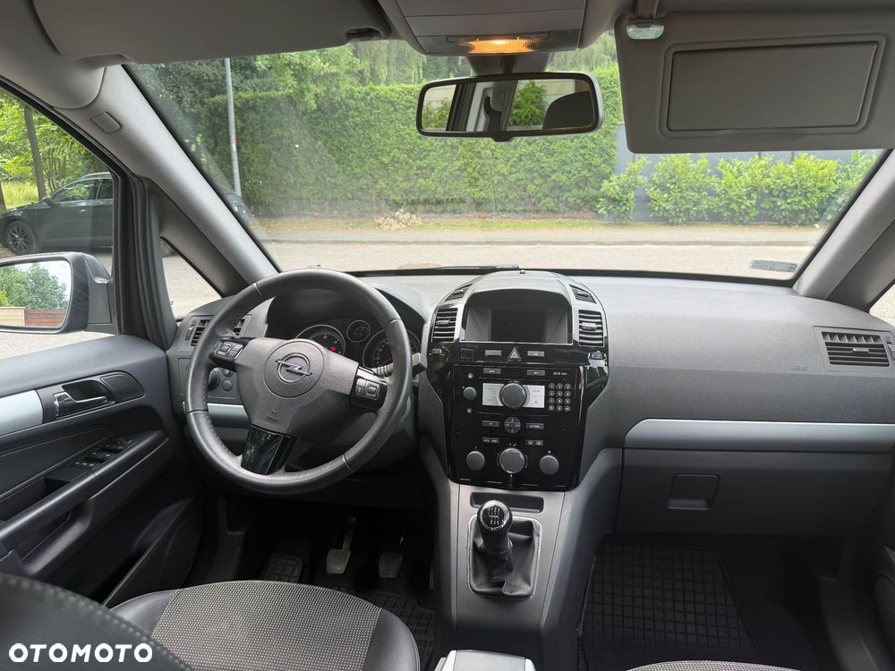 Opel Zafira 1.7 CDTI - 9