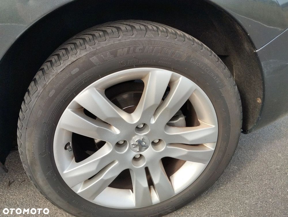 Peugeot 5008 1.6 HDi Premium - 14