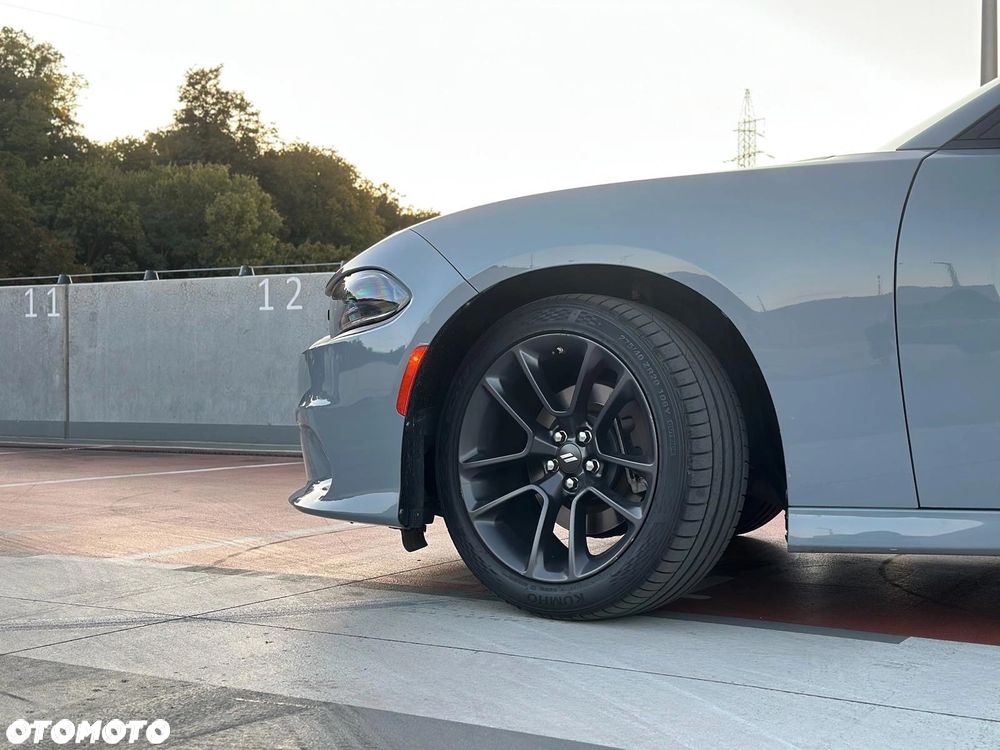 Dodge Charger 5.7 R/T Daytona - 2