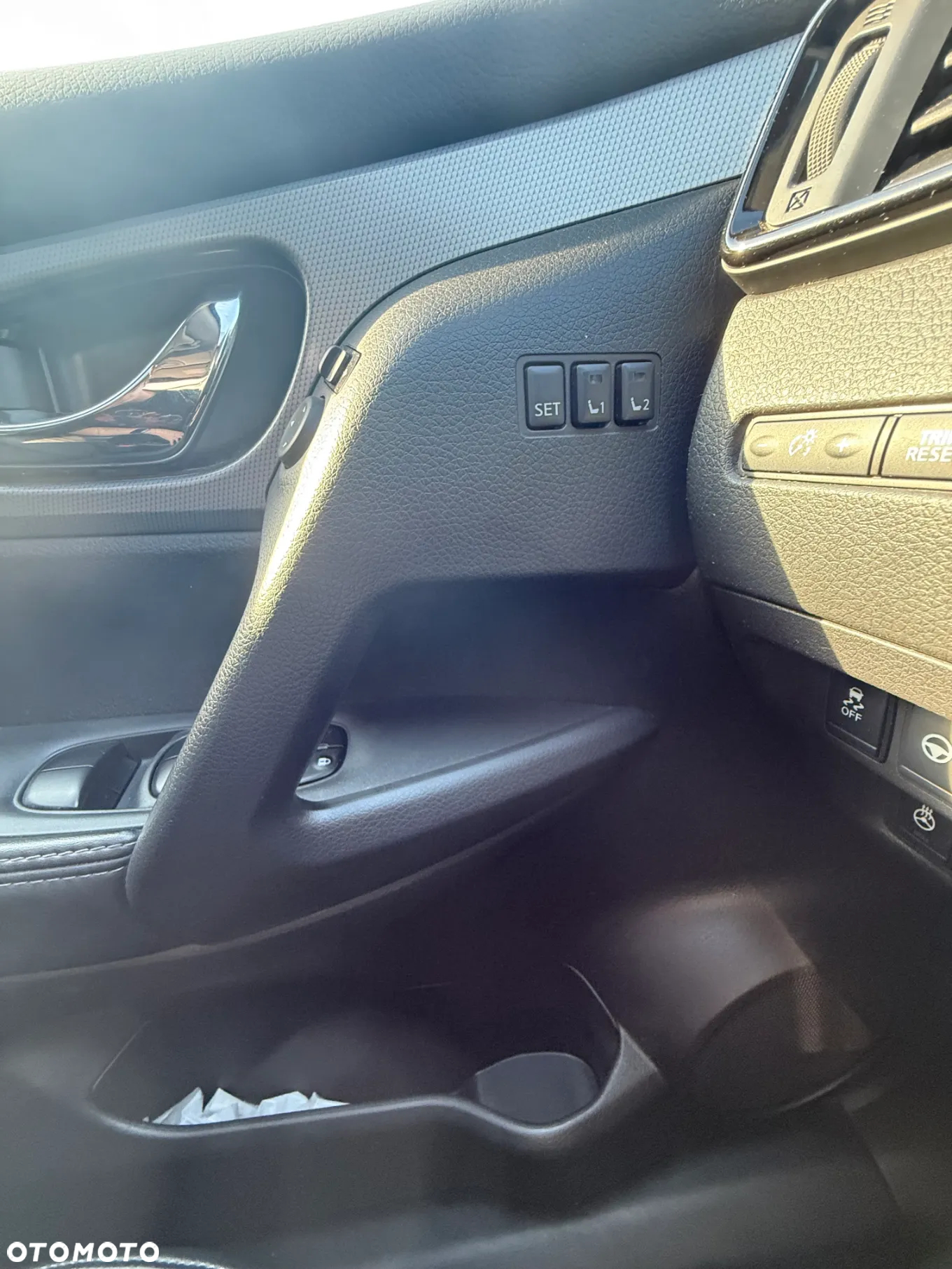 Nissan Qashqai - 14