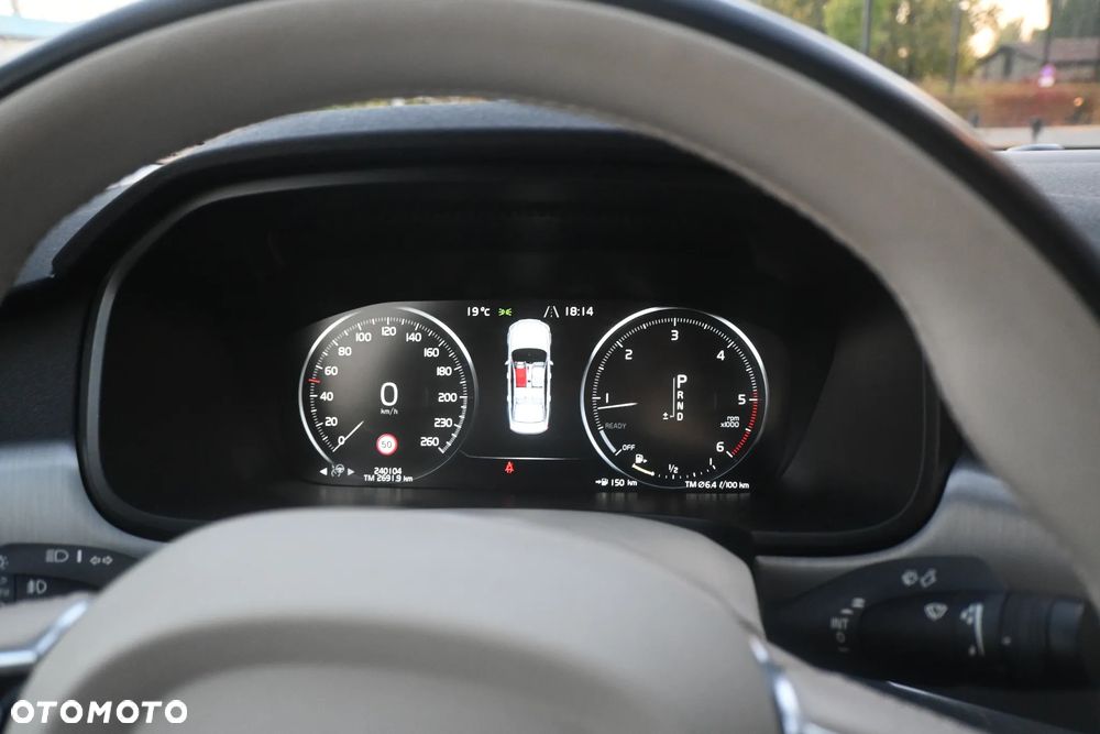 Volvo S90 D4 Inscription - 40