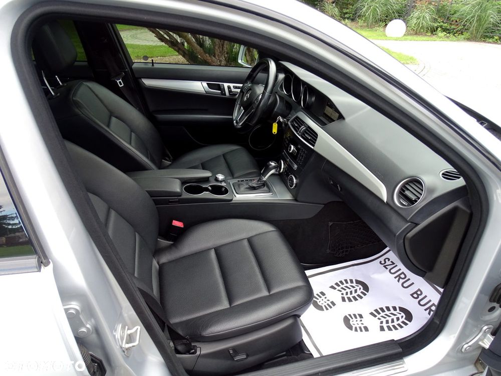 Mercedes-Benz Klasa C 250 (BlueEFFICIENCY) 7G-TRONIC - 11