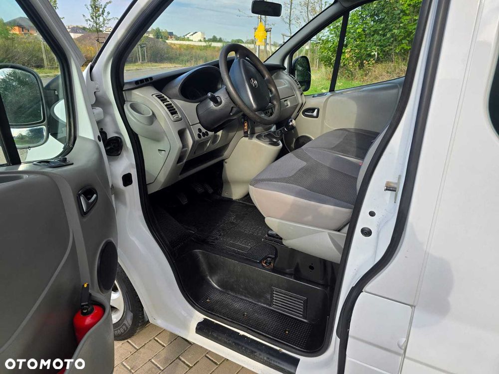 Opel Vivaro - 6