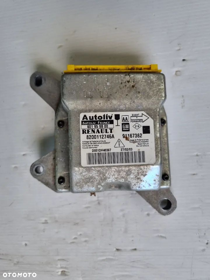 MODUŁ STEROWNIK AIRBAG TRAFIC VIVARO 01-14r.