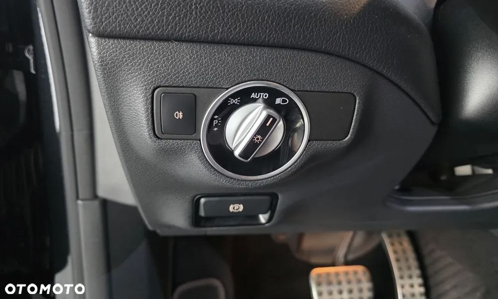 Mercedes-Benz CLA - 15