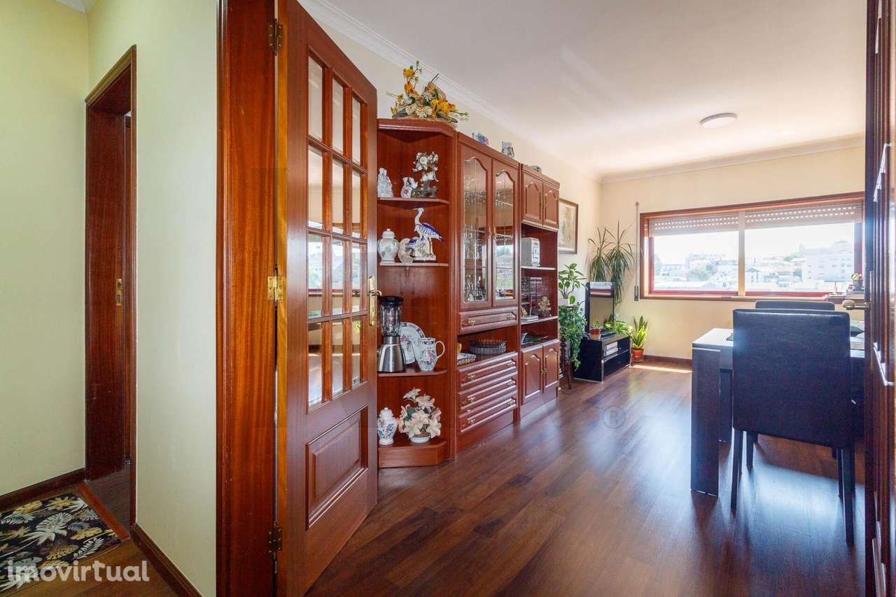 ✍Exclusivo T2 em Condomínio Fechado com Vistas Deslumbrantes – Gervi - Grande imagem: 5/28