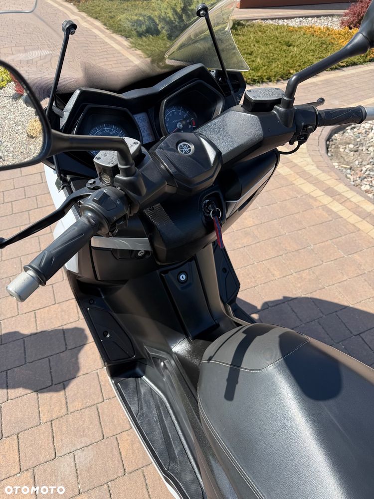 Yamaha X-max - 7