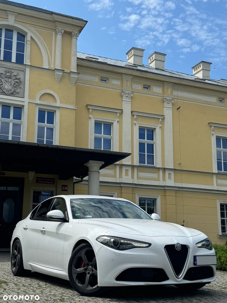 Alfa Romeo Giulia 2.0 Turbo Super - 2