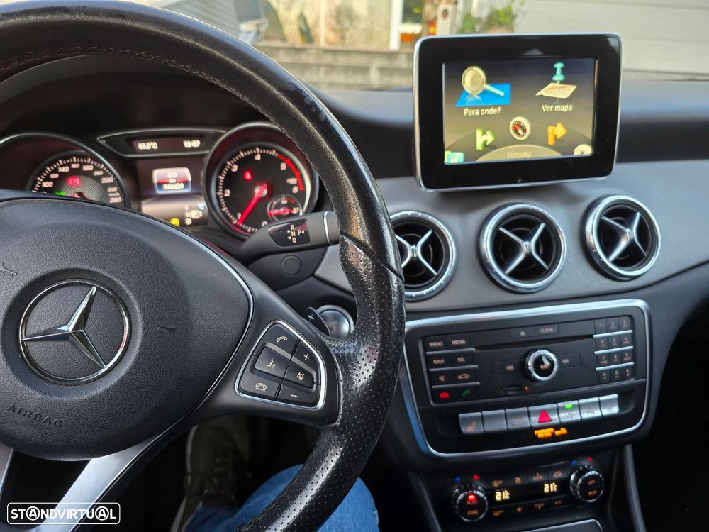 Mercedes-Benz CLA 180 d Shooting Brake Urban Aut. - 11