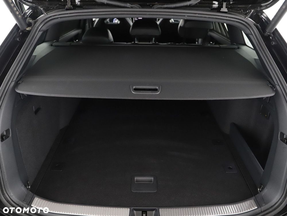 Volkswagen Passat - 26