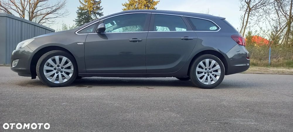 Opel Astra 1.7 CDTI DPF Cosmo - 6