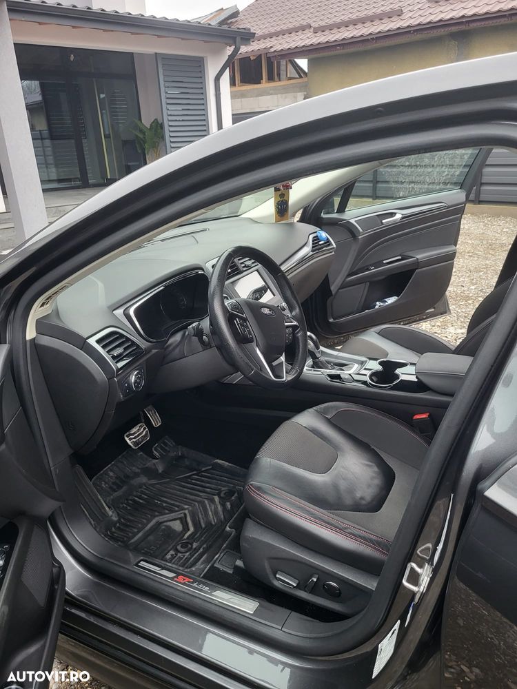 Ford Mondeo 2.0 TDCI Powershift ST Line High - 2