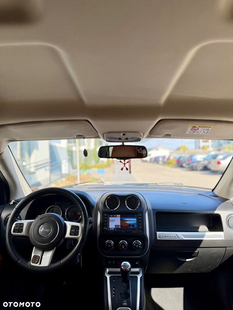 Jeep Compass 2.0 4x2 Limited - 23