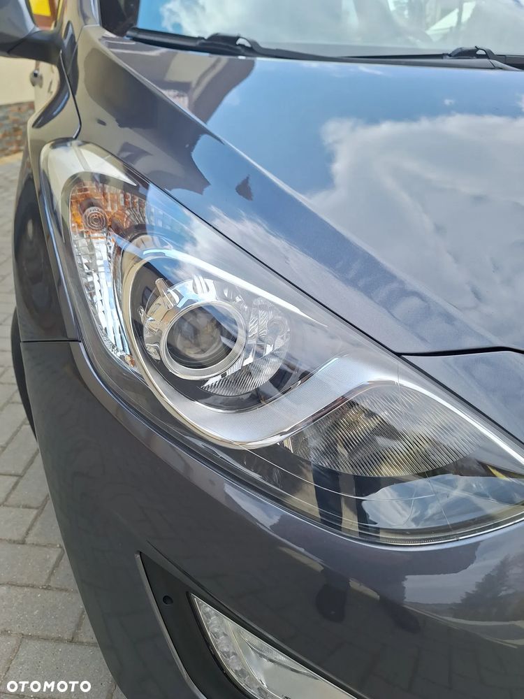 Hyundai i30 1.6 CRDi BlueDrive Go - 11