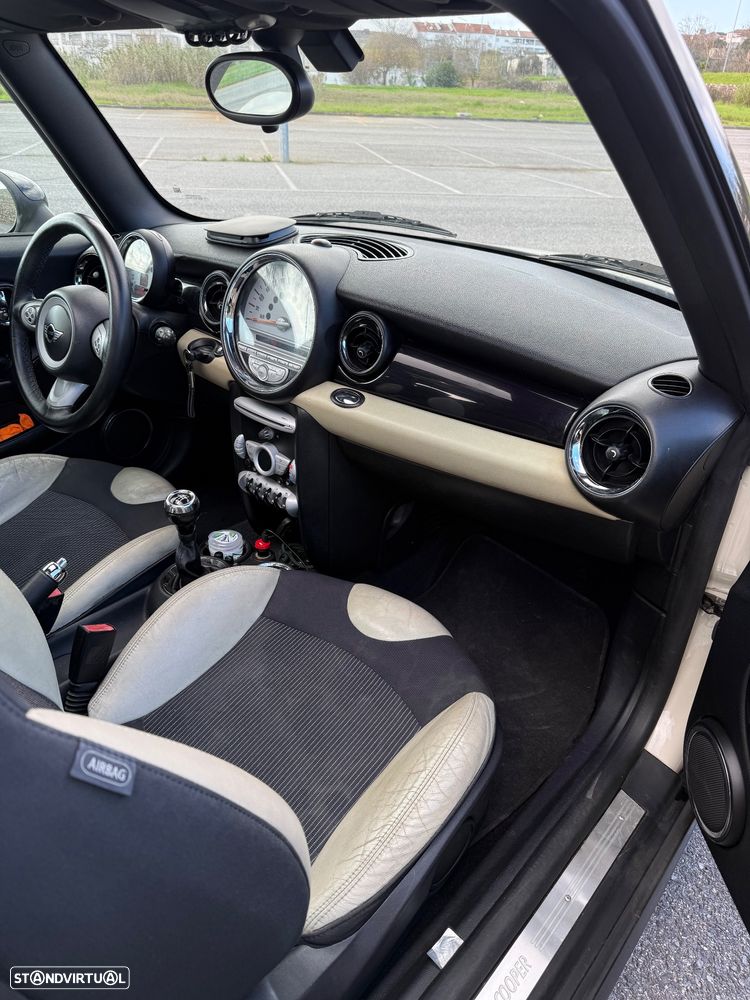 MINI 3 Portas Cooper D - 35