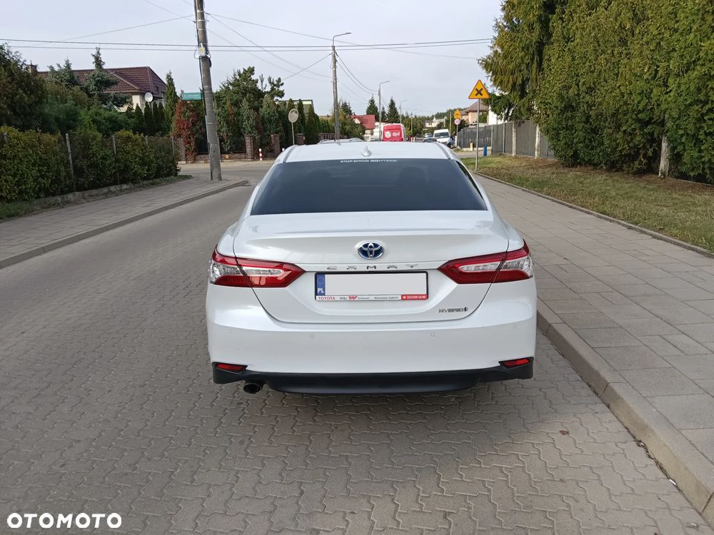 Toyota Camry 2.5 Hybrid Executive CVT - 4