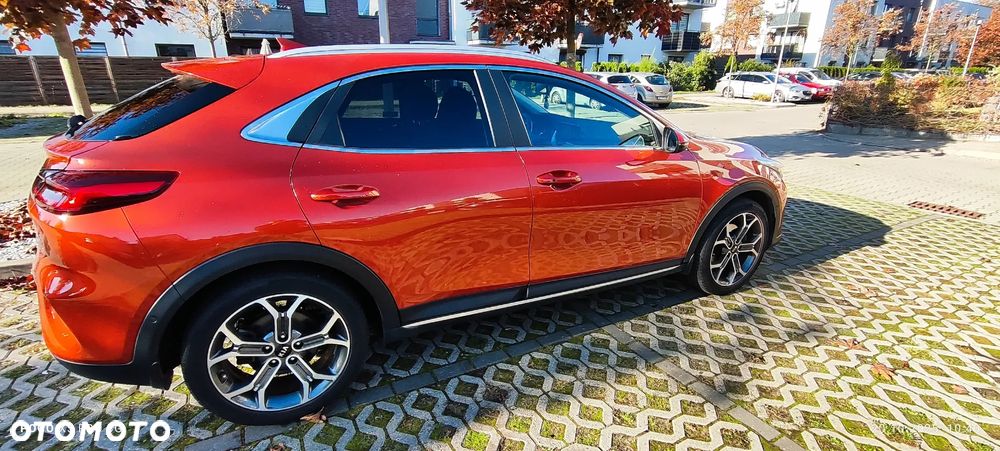 Kia XCeed 1.4 T-GDI L Business Line - 11