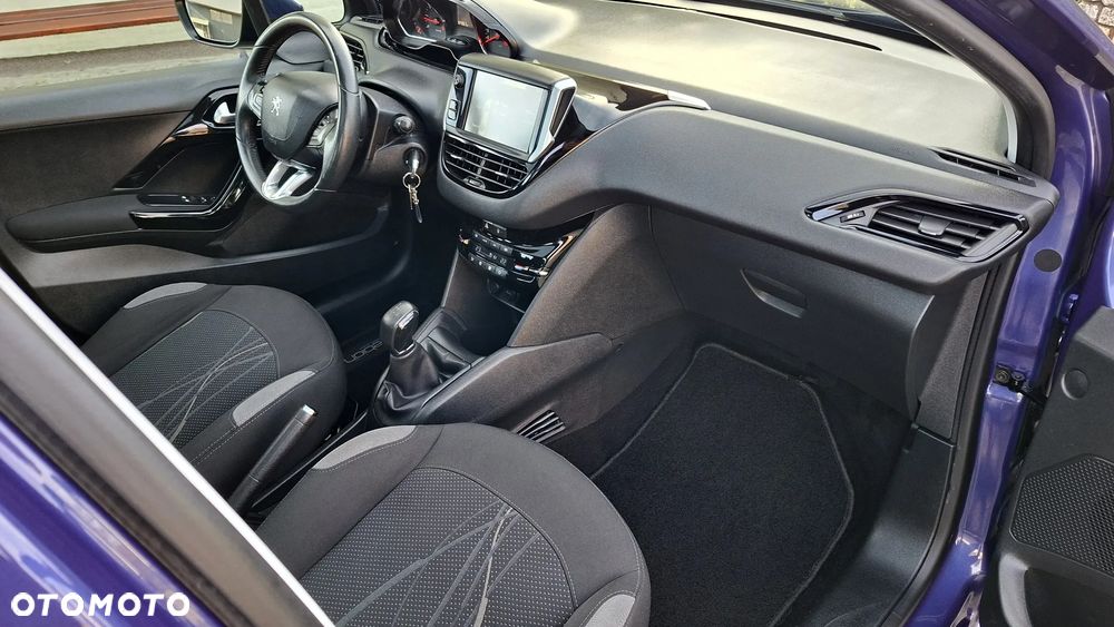 Peugeot 208 1.2 PureTech Allure - 30