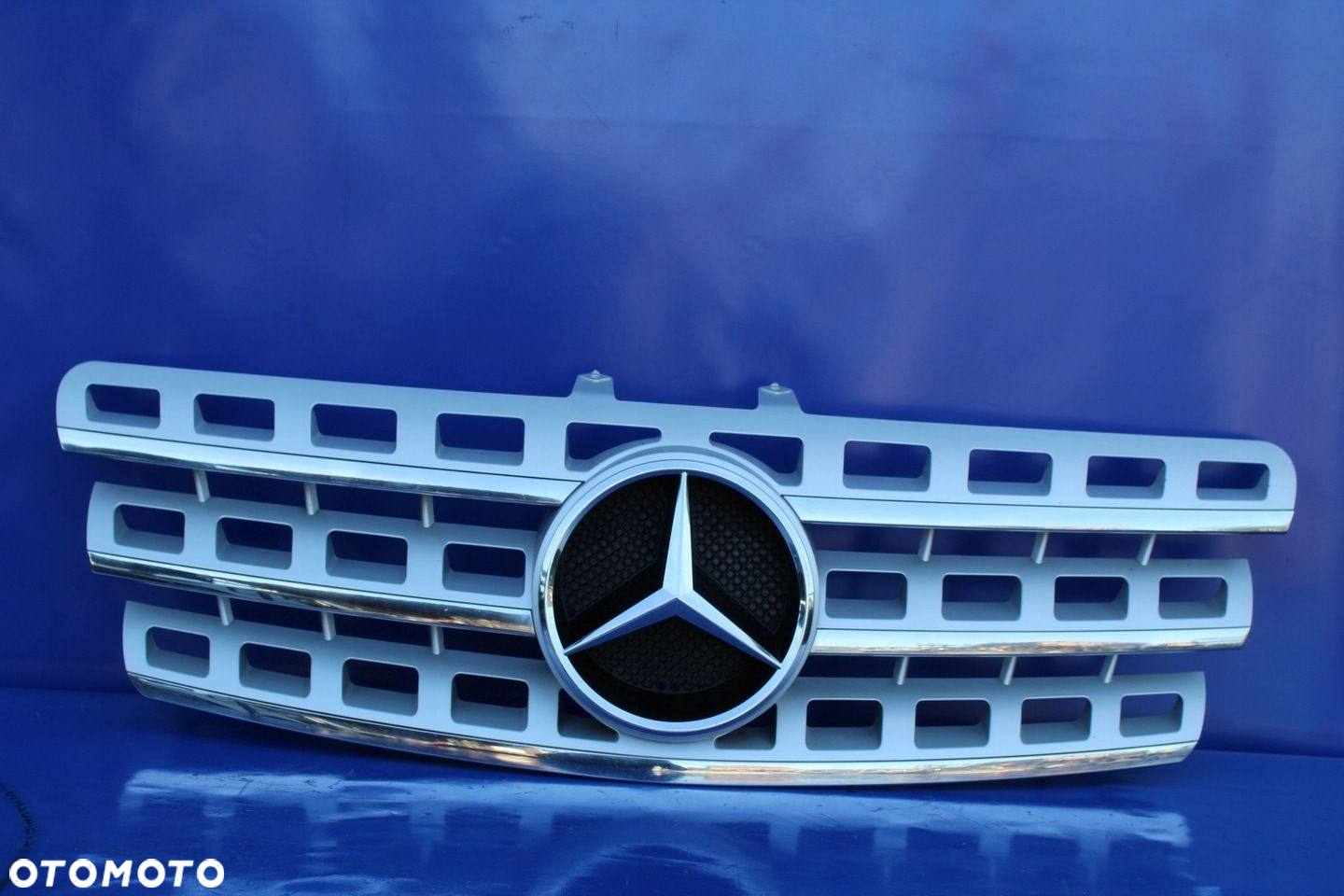 Grill atrapa chłodnicy Oryginał stan BDB Mercedes ML W164 Lift A1648802085 - 3