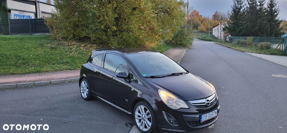 Opel Corsa 1.4 16V Sport - 9