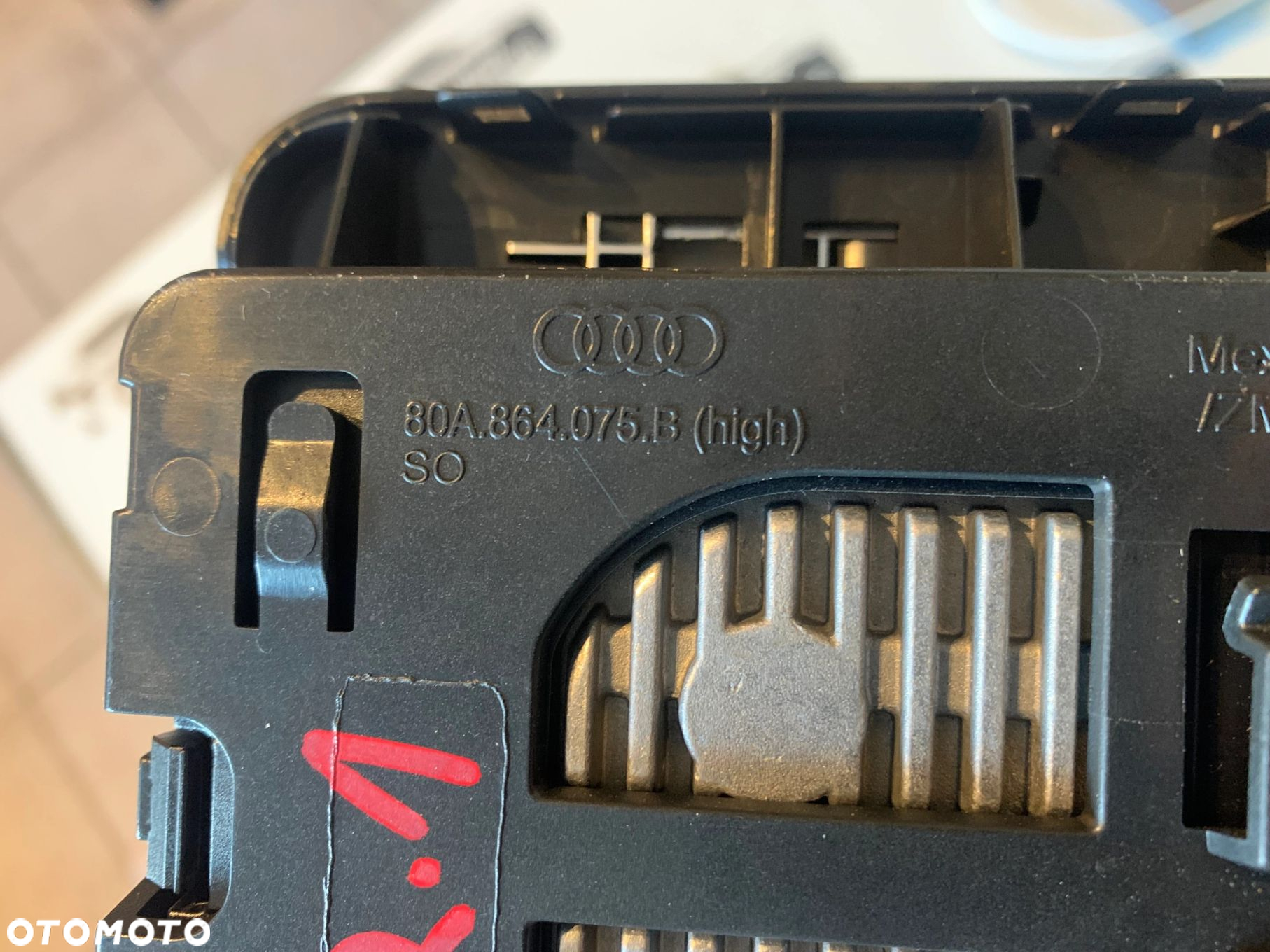 ŁADOWARKA INDUKCYJNA AUDI Q5 80A 80A864075B - 6