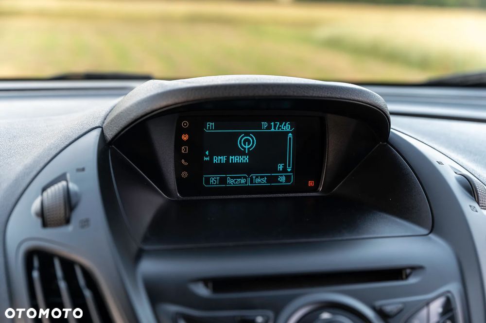 Ford Tourneo Courier 1.0 EcoBoost Trend - 37