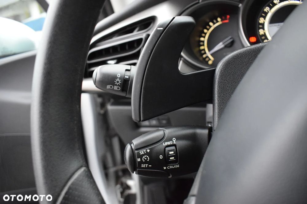 Citroën C3 Pure e-Tech VTi 82 ETG Tendance - 21