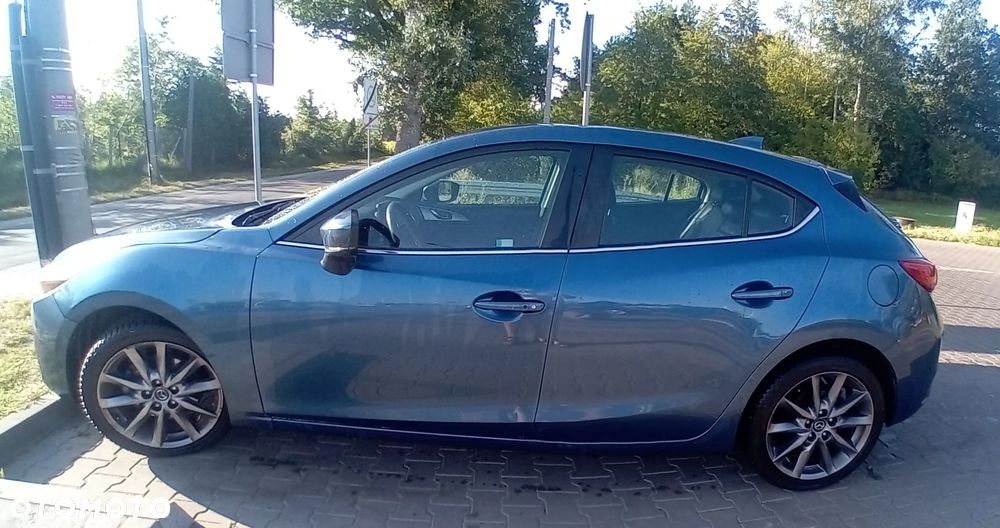 Mazda 3 - 4