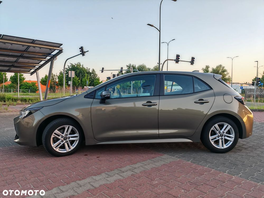 Toyota Corolla - 5