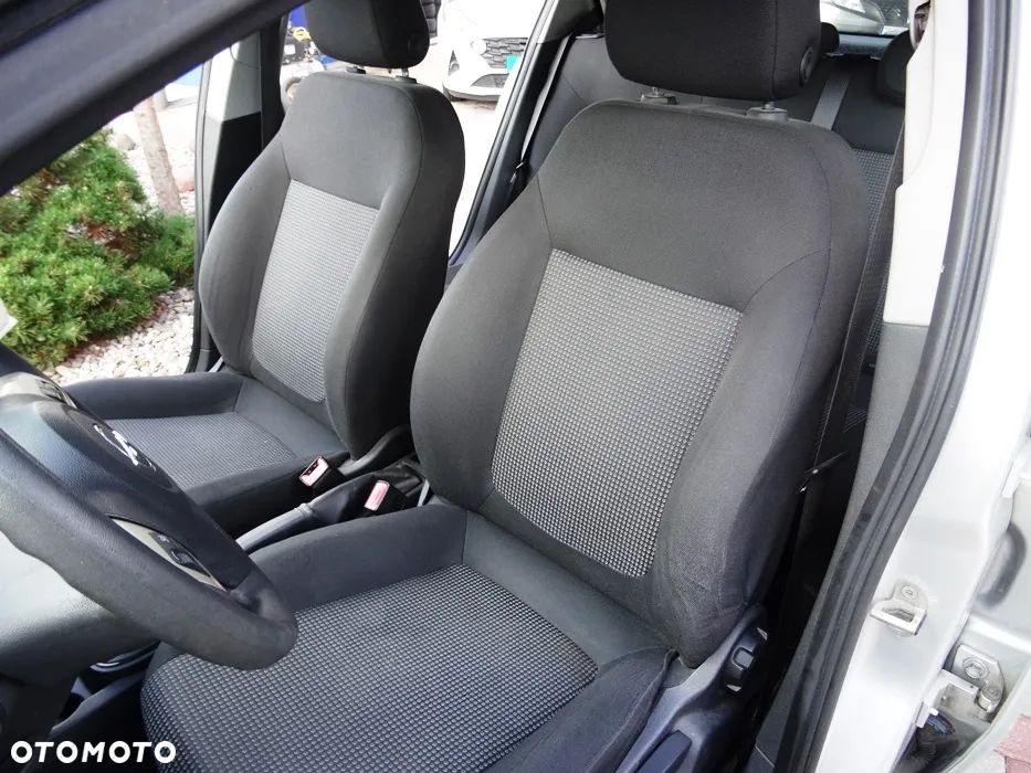 Opel Corsa 1.2 16V Enjoy - 20