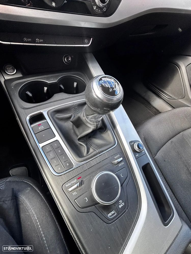 Audi A4 Avant 2.0 TDI Advance - 12