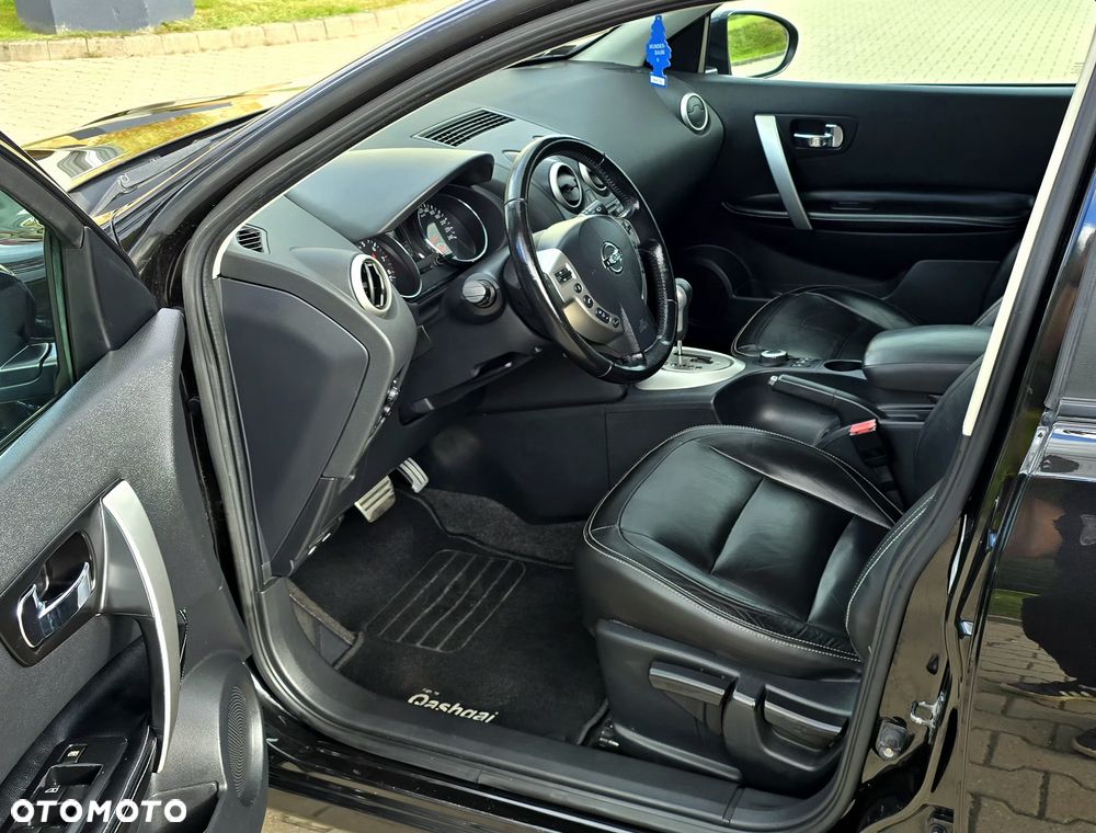 Nissan Qashqai 2.0 4x4 Tekna CVT - 12