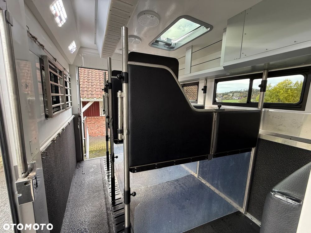 Scania Koniowóz STX S770 5-koni + Duża przyczepa, 4-konie - 29