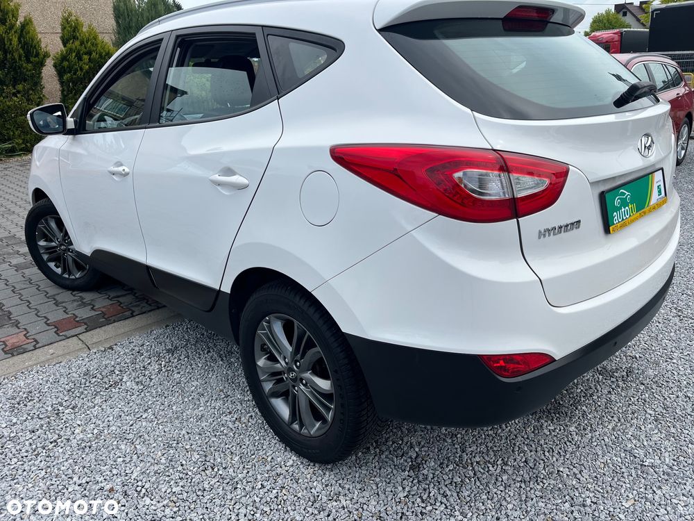 Hyundai ix35 1.6 2WD Fifa World Cup Edition - 32