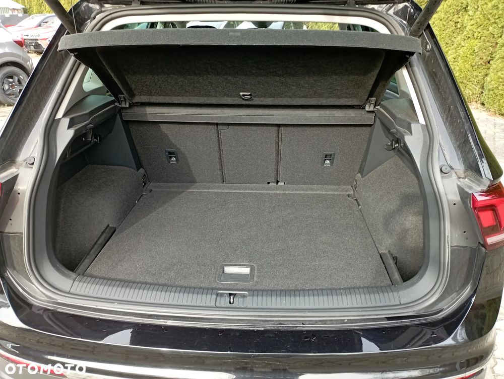 Volkswagen Tiguan - 23
