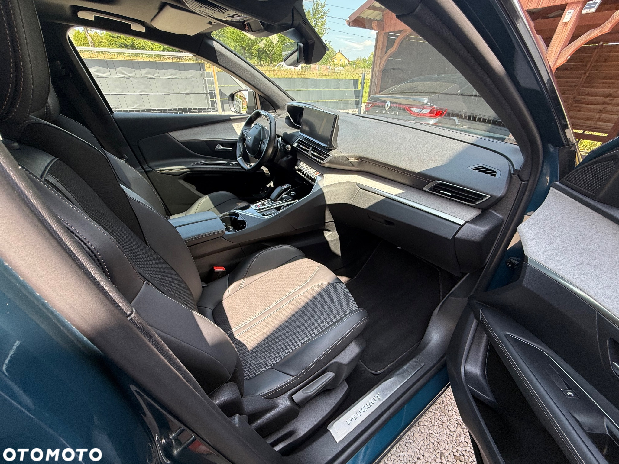 Peugeot 3008 Plug-In Hybrid 225 e-EAT8 GT - 10
