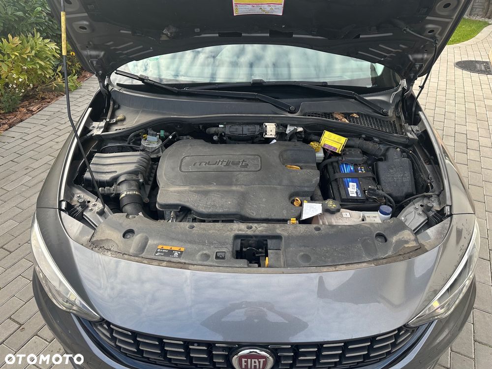 Fiat Tipo 1.6 MultiJet 16v Lounge - 35