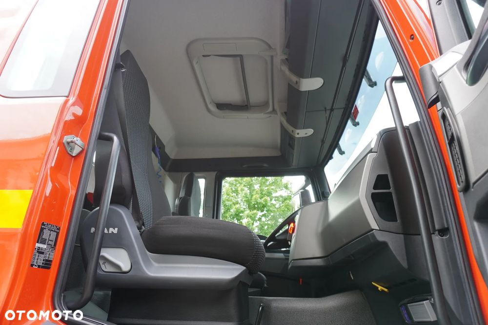 MAN TGS 35.360 E6 8×2 / HDS Fassi F235A.2.22 / pilot - 22