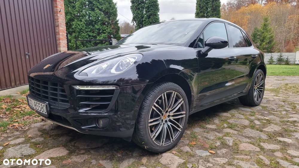 Porsche Macan - 1