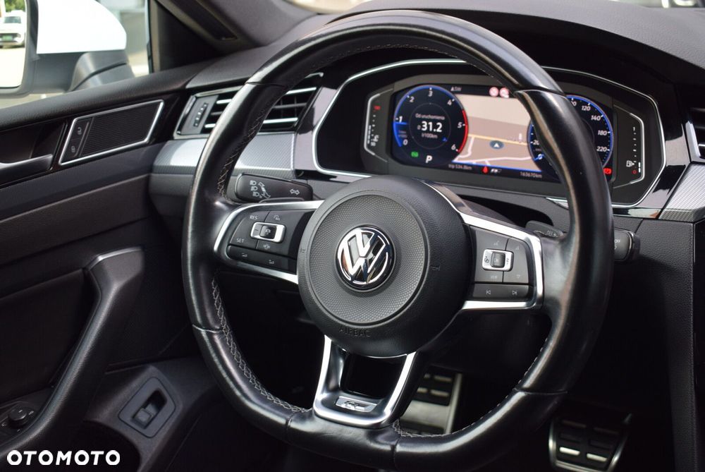 Volkswagen Arteon 2.0 TDI Bi-Turbo SCR 4Mot R-Line DSG - 30