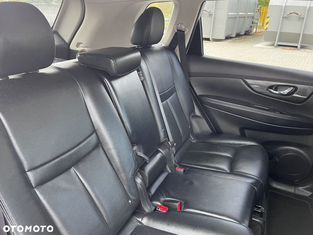 Nissan X-Trail 1.6 DCi Tekna Xtronic 2WD - 24