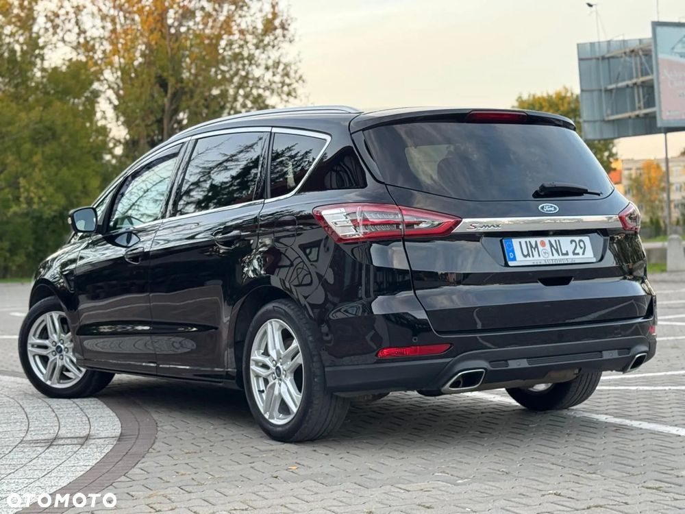 Ford S-Max 2.0 TDCi Titanium PowerShift - 22