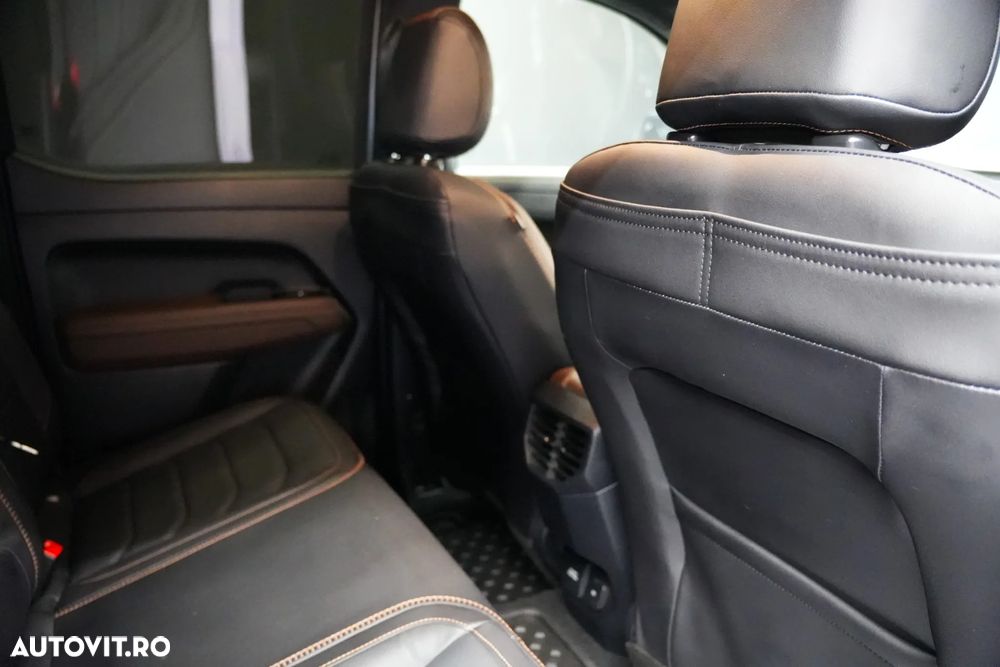 Volkswagen Amarok 3.0 TDI 241 CP 4M 10AT PanAmericana - 11