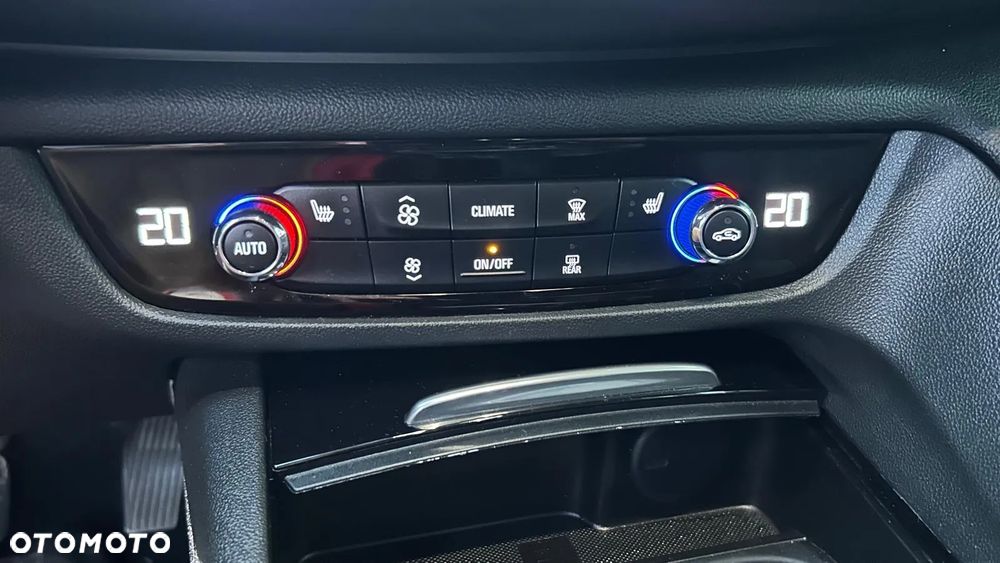 Opel Insignia 1.6 CDTI ecoFLEX Start/Stop Business Innovation - 21