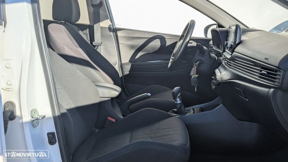 Hyundai Bayon 1.0 T-GDI Premium - 6