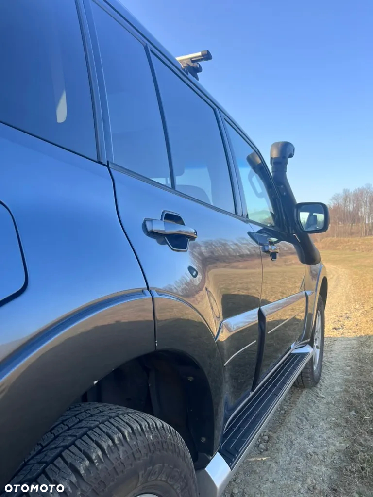 Mitsubishi Pajero 3.2 DID Instyle - 9