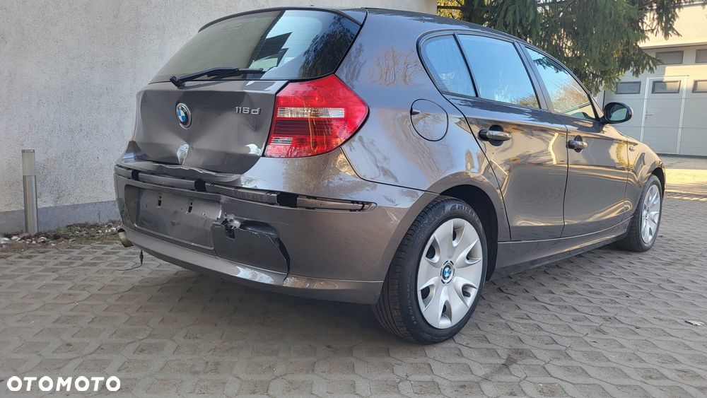 BMW Seria 1 - 2