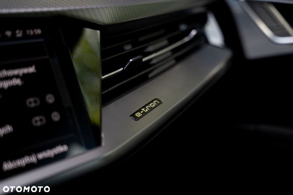 Audi Q4 e-tron - 15