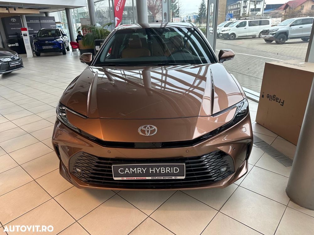 Toyota Camry - 2